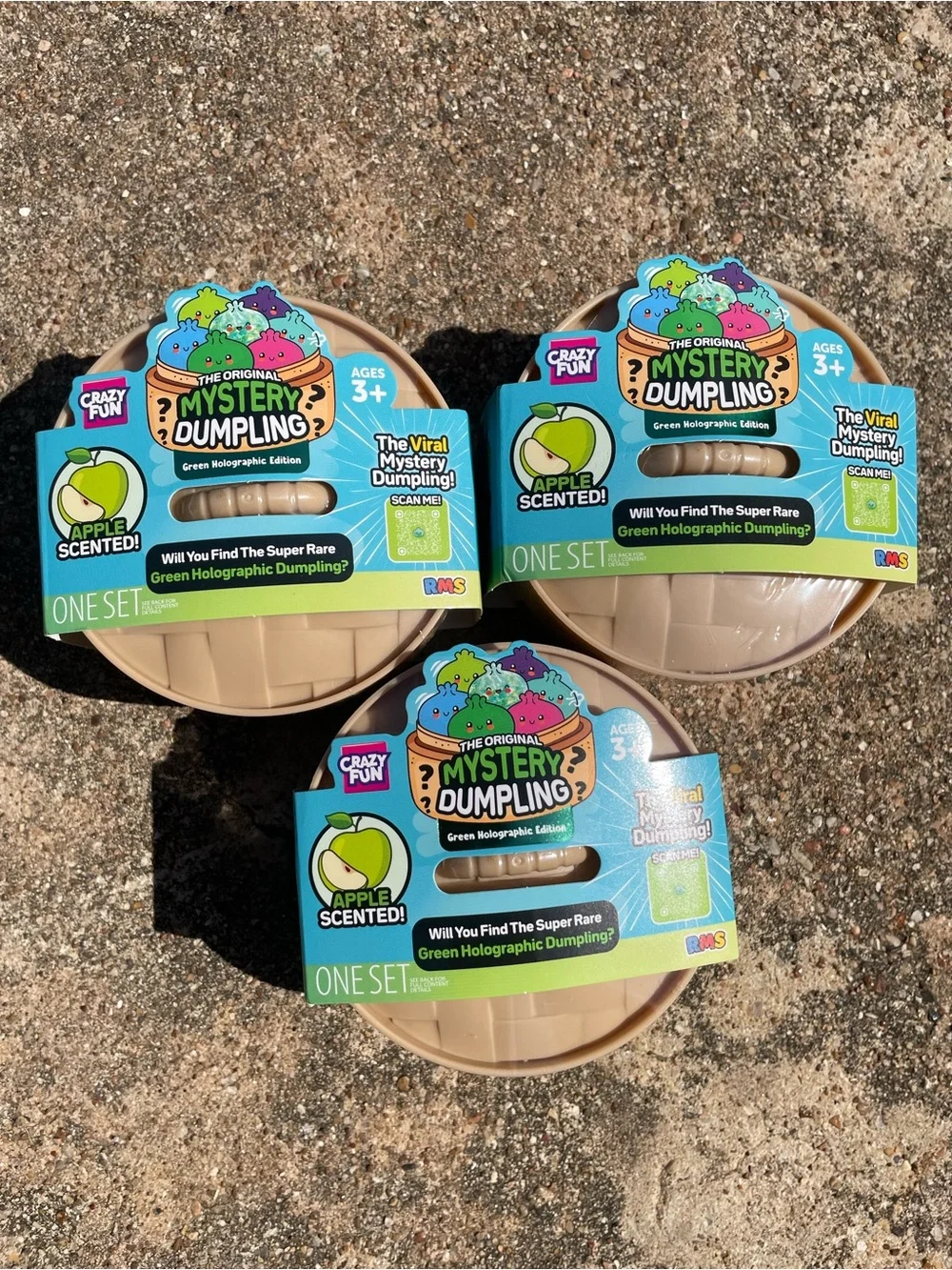 VIRAL! RMS Crazy Fun Apple Scented GREEN HOLOGRAPHIC Mystery Dumpling NEW!